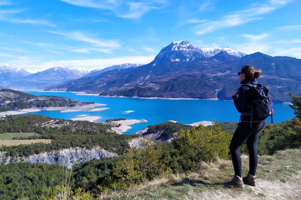Randonnée à Serre-Ponçon : 3 itinéraires à proximité de notre domaine